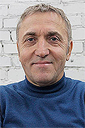 model Akulich Oleg   
Year of birth 1959   
Height: 182   
Eyes color: grey   
Hair color: light brown